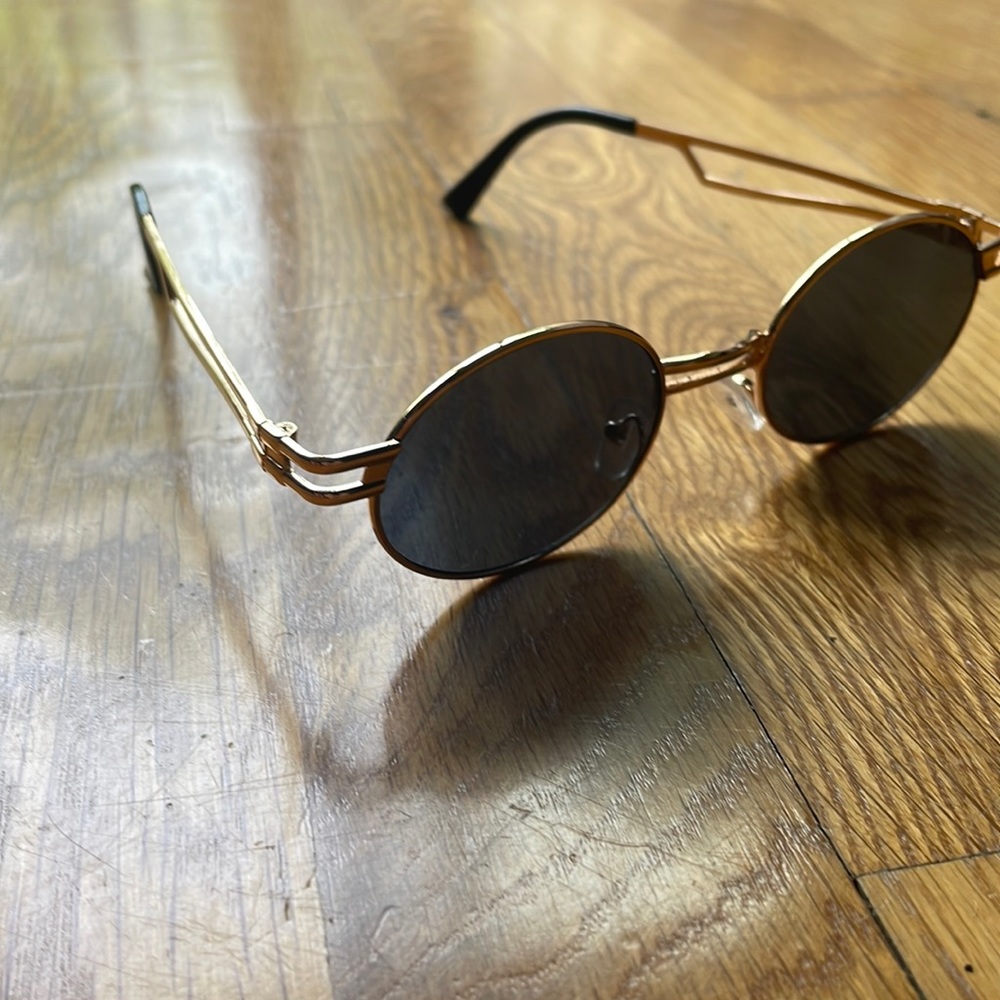 Retro sunglasses